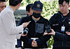 A YouTuber accused of installing spy cameras at early voting sites ahead of the April 10 general election heads to the Incheon District Court to attend his arrest warrant hearing on Sunday. [NEWS1]
