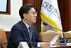 Deputy Prime Minister and acting Minister of Economy and Finance Kim Beom-seok delivers opening remarks during an economic ministers' meeting at the government complex in central Seoul on May 8. [NEWS1]