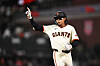 San Francisco outfielder Lee Jung-hoo gestures during an MLB game against the Cincinnati Red sat Oracle Park in San Francisco, California on April 7. [AFP/YONHAP]