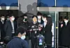 Cho Ju-bin, 25, convicted of blackmail and sexual harassment as part of the ″Nth Room″ case, answers questions from the press in front of the Jongno Police Station in Jongno District, central Seoul, on March 15, 2020. [JOONGANG ILBO]