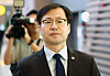 Trade Minister Yeo Han-koo is seen before departing from Incheon International Airport to the United States on Sept. 15. [YONHAP]