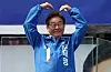 Democratic Party candidate Lee Jae-myung makes a heart-shaped gesture to his supporters at a campaign event in Incheon on May 21. [JOINT PRESS CORPS]