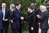 Korean President Lee Jae Myung, center left, shakes hands with Ukrainian President Volodymyr Zelensky after taking a group photo with the leaders of the G7 and invited countries at Kananaskis, Alberta, in Canada on June 17, [JOINT PRESS CORPS]