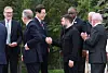 Korean President Lee Jae Myung, center left, shakes hands with Ukrainian President Volodymyr Zelensky after taking a group photo with the leaders of the G7 and invited countries at Kananaskis, Alberta, in Canada on June 17, [JOINT PRESS CORPS]