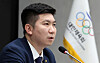 Korean Sport & Olympic Committee (KSOC) President Ryu Seung-min speaks during the KSOC's general assembly at Olympic Parktel in Seoul on Feb. 28. [NEWS1]