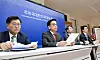 Minister of Economy and Finance and Deputy Prime Minister Choi Sang-mok, center, speaks during the Korea-U.S. “2+2” high-level trade talks held at the Korean Embassy in Washington on April 25. [NEWS1]