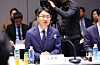 National Tax Service Commissioner Lim Kwang-hyun speaks at a business roundtable hosted by the American Chamber of Commerce in Korea (Amcham) at the International Finance Center (IFC) Seoul building in Yeouido, western Seoul, on Nov. 28. [AMCHAM]