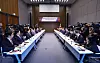 National Tax Service Commissioner Lim Kwang-hyun and members of the American Chamber of Commerce in Korea (Amcham) hold a discussion at a business roundtable at the International Finance Center (IFC) Seoul building in Yeouido, western Seoul, on Nov. 28. [AMCHAM]