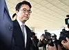 Prosecutor General Shim Woo-jung arrives at the Supreme Prosecutors' Office in Seocho District, southern Seoul, on March 10. [YONHAP]