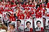 Campaigners of People Power Party presidential candidate Kim Moon-soo cheer in Hanam, Gyeonggi, on May 20. [NEWS1]