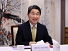Acting President and Education Minister Lee Ju-ho speaks during a meeting at Government Complex Seoul in central Seoul on May 19. [NEWS1]