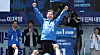 Lee Jae-myung, presidential candidate of the Democratic Party (DP), waves to supporters during a campaign rally in Busan on May 14. [JOONGANG ILBO]