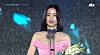 Actor Kim Tae-ri receives the Best Female Actor award in the broadcasting section of the 61st Baeksang Arts Awards on May 5 in Coex, southern Seoul. [SCREEN CAPTURE]