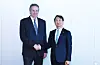 Korea’s Minister of Trade, Industry and Energy Ahn Duk-geun and Alaska Gov. Mike Dunleavy pose for a photo in The Plaza Seoul hotel in central Seoul on March 25, following a meeting to discuss strengthening energy cooperation between Korea and the United States, which included Korea’s possible involvement in Alaska’s natural gas project. [INDUSTRY MINISTRY]