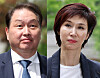 SK Group Chairman Chey Tae-won, left, and Art Center Nabi Director Roh Soh-yeong attend a hearing held at the Seoul High Court in Seocho District, southern Seoul, on April 16, 2024. [NEWS1]