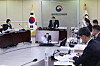 Choi Won-ho, chair of the Nuclear Safety and Security Commission (NSSC), delivers opening remarks during the 224th plenary meeting at the commission’s office in Jung District, central Seoul, on Nov. 13. The NSSC approved the lifetime extension of Kori-2 Nuclear Power Plant during the meeting. [NEWS1]