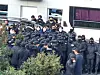 Military personnel from the Capital Defense Command block investigators from the Corruption Investigation Office for High-ranking Officials near the presidential residence in Hannam-dong, central Seoul, on Jan. 3. [NEWS1]