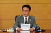 Prime Minister nominee Kim Min-seok speaks with reporters at a press briefing on June 10 at the hearing preparation office set up at the Financial Supervisory Service Training Institute in central Seoul. [NEWS1]