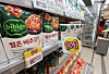 At a major supermarket in Seoul on Jan. 8, kimchi is displayed on the shelves. [YONHAP]
