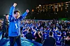 President Lee Jae-myung greets supporters after wrapping up his final campaign rally at Yeouido Park in Yeongdeungpo District, westernSeoul, on June 2, a day before the 21st presidential election. [NEWS1]