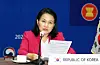 Trade Minister Yoo Myung-hee gives an opening speech at a meeting with finance ministers from Asean member countries at a hotel in Seoul. [YONHAP]