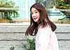 Actor Lee Si-young attends a photo call for cashmere brand Barrie’s event in Gangnam District, southern Seoul, on April 23. [NEWS1]