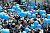 Busan citizens welcome President Lee Jae-myung's pledge to relocate the Ministry of Oceans and Fisheries to Busan, as he makes a campaign speech as a presidential candidate on May 14. [NEWS1]