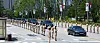 Members of Korea’s Ahk unit salute as a motorcade carrying United Arab Emirates (UAE) President Mohamed bin Zayed Al Nahyan arrives at the Yongsan presidential office in Seoul Tuesday. [PRESIDENTIAL OFFICE]