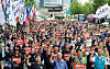 Members of the Korean Confederation of Trade Unions chant during a rally in front of City Hall Station in central Seoul on Sept. 13. [NEWS1]
