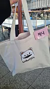 The welcome bag with this reporter's nickname tag, Jennie [YOON SO-YEON]