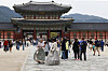 Foreign tourists visit the Gyeongbok Palace in central Seoul on Oct. 3, 2025. [KIM JUNG-HOON]
