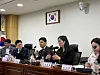 Lee Tae-lim, a civilian representative of the presidential population committee and a mother of an 18-month-old toddler, second from right, speaks during a parliamentary discussion about the low birthrate at the National Assembly in western Seoul on April 24. [LEE SOO-JUNG]