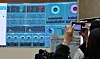 At the short selling computer system construction demonstration held at the Korea Exchange in Yeouido, western Seoul, on March 19, NSDS Supervision Team members and KB Securities officials demonstrate illegal short selling detection using simulated data. [YONHAP]
