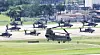 A CH-47 Chinook helicopter moves at Camp Humphreys in Pyeongtaek, Gyeonggi, on Aug. 7. [YONHAP]
