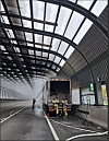 A fire broke out at around 11:42 a.m. Sept. 19 in a tunnel on the Yeongdong Expressway in the direction of Incheon near Gwanggyo in Suji District, Yongin, Gyeonggi, after an 8.5-ton cargo truck caught fire. [GYEONGGI PROVINCE FIRE DEPARTMENT]