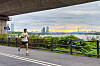 A man is running by the Han River in Seoul.[JOONGANG ILBO]