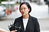 Han Seong-sook, the nominee for minister of small and medium-sized enterprises (SMEs) and startups, speaks to reporters upon arrival at her office in Seoul on June 24. [YONHAP]