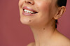A close-up of a woman’s moles, a feature often interpreted with specific meanings in Korean physiognomy. [GETTY IMAGES BANK]