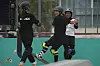 Japan's Hinano Kusaki, center is congratulated by fellow competitors after a strong run in the skateboarding women's park final at the 19th Asian Games in Hangzhou, China on Monday. [AP/YONHAP]