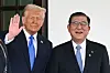 U.S. President Donald Trump waves as he greets Japanese Prime Minister Shigeru Ishiba upon arrival outside the West Wing of the White House in Washington on Feb. 7. [AP/YONHAP]