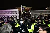 Police block the entrace to the National Assembly building after President Yoon Suk Yeol declares emergency martial law late Tuesday. [JOONGANG ILBO]