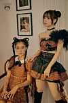Members Mimi and Seunghee of girl group Oh My Girl [WM ENTERTAINMENT]