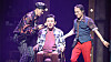 Actor Hwang Jung-min, center, plays a dual role in the musical ″Mrs. Doubtfire″ during a press call performance at the Charlotte Theater in Songpa District, southern Seoul on Sept. 21. [YONHAP]