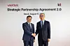 KT CEO Kim Young-shub, right, and Viettel Group Chairman and CEO Tao Duc Thang, left, shake hands during a signing ceremony for a “Strategic Partnership 2.0” agreement between their companies at KT’s Gwanghwamun building in central Seoul on Aug. 11. [KT]