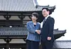 President Lee Jae Myung, right, and Japanese Prime Minister Sanae Takaichi shake hands in front of Horyu-ji Temple in Japan's Nara Prefecture on Jan. 14. [YONHAP]