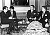 Chile's President Montalva Eduardo Frei, far left, meets with Lee Kung-hee, at the time the chairman of Samsung Group, far right, at the Shilla Hotel in central Seoul on Nov. 22, 1994. [JOONGANG PHOTO]