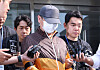 The assailant in the homemade firearm incident that occurred in Songdo International City last month is transferred from Incheon Nonhyeon Police Precinct to prosecution on July 30. [NEWS1]
