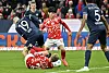 Mainz midfieler Hong Hyun-seok, center, vies for the ball dureing a Bundesliga match against VfL Bochum in Mainz, Germany, on Jan. 11. [AP/YONHAP]