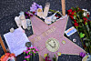 A growing makeshift memorial with flowers, candles and a letter are seen on the Hollywood Walk of Fames Star of the late U.S. actor and director Rob Reiner on Dec. 16, two days after he and his wife were found dead in the home in Brentwood, California. [AFP/YONHAP]