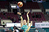 Bucheon Hana Bank power forward Kim Jung-eun shoots during a WKBL game against Yong In Samsung Life Blue Minx at Bucheon Gymnasium in Bucheon, Gyeonggi on Monday. [NEWS1]